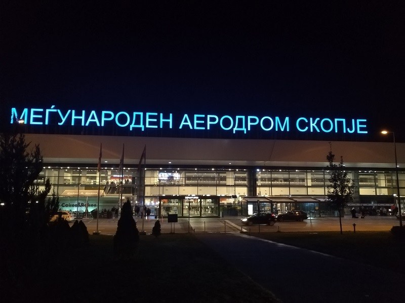 Во живо од пречекот на Тамара Тодевска на скопскиот аеродром