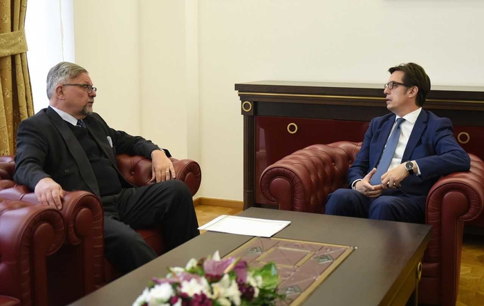 Пендаровски се сретна со шведскиот амбасадор Стафансон