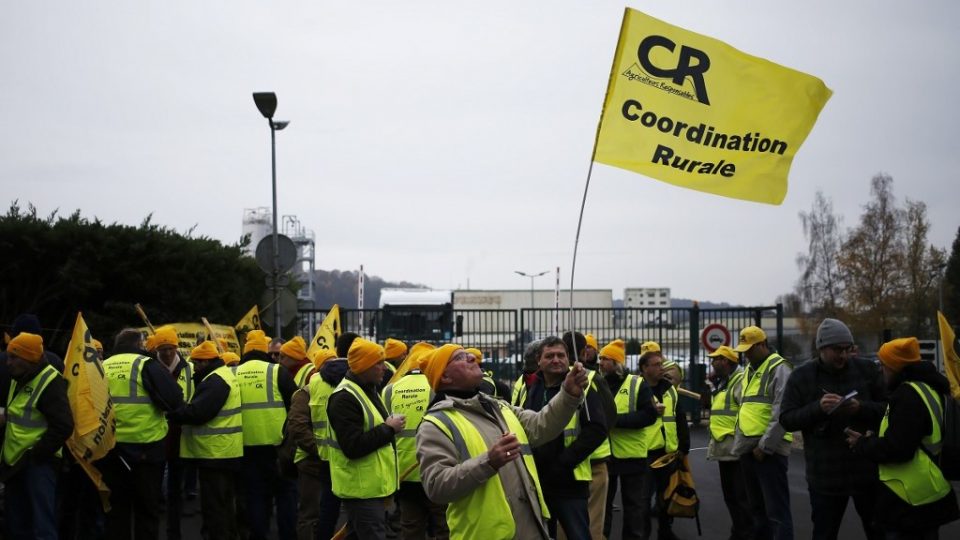 Штрајкувачите Французи ја блокираа најголемата фабрика на Нутела во светот