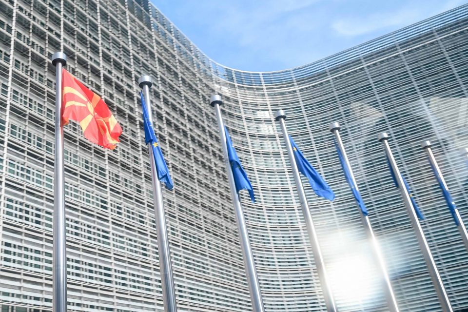 Институт за европска политика: Со прифаќање на патоказ, Бугарија ќе го наметнува сопственото толкување на Договорот