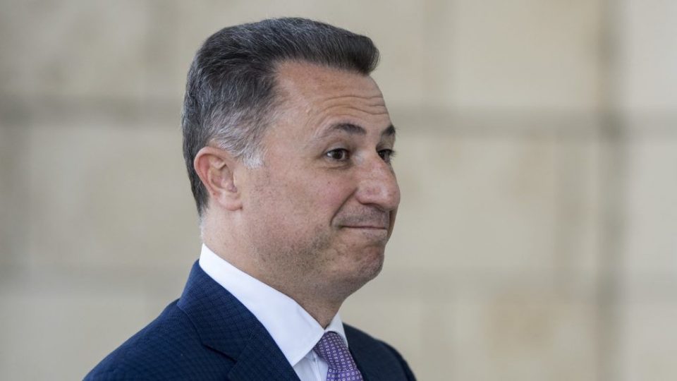 Власта го вади последниот адут за промена на Уставот-Груевски