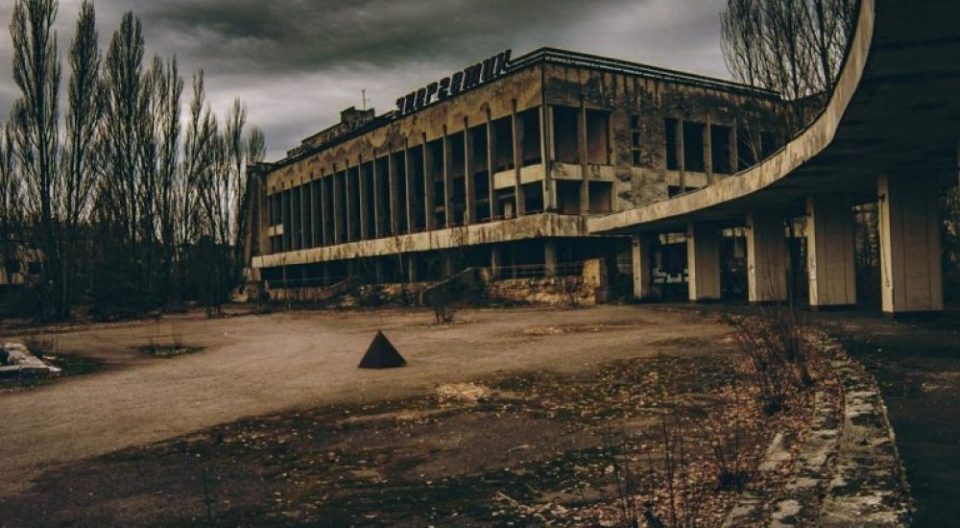И Русите снимаат серија за „Чернобил“ во која за несреќата е виновна ЦИА