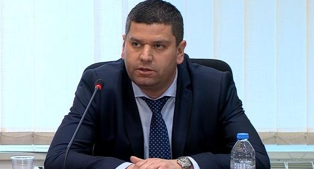 Екс шефот на ДИК, Чичаковски се токми за судија во Управниот суд