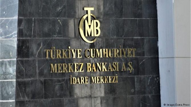 Со претседателски указ разрешен шефот на Централната банка на Турција