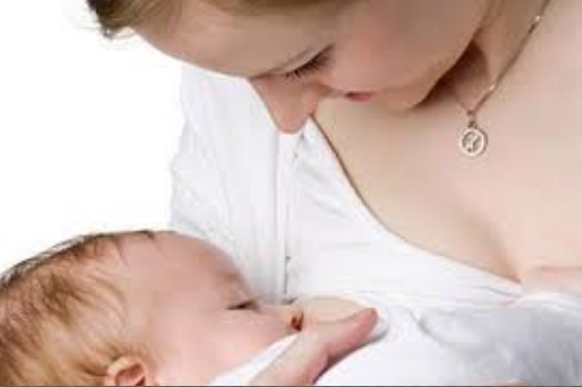 Половина од мајките во Македонија дојат во првите шест месеци.