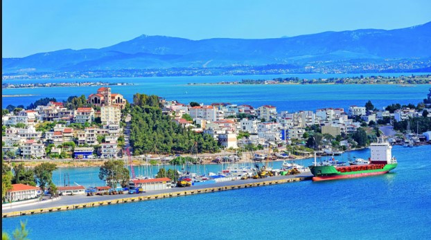 Островот е честа дестинација на туристите од Балканот: Голем пожар на Евија