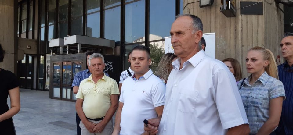 Синдикатот на „Македонска пошта“ бара повисоки плати и итна средба со Премиерот