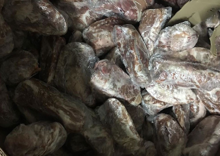 Албанија забрани влез на околу 400 тони месо од Бразил, од Канада и од Кипар