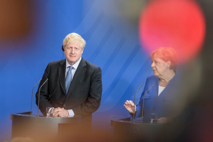 Борис Џонсон планира да не ги плаќа на ЕУ договорените 30 милијарди фунти