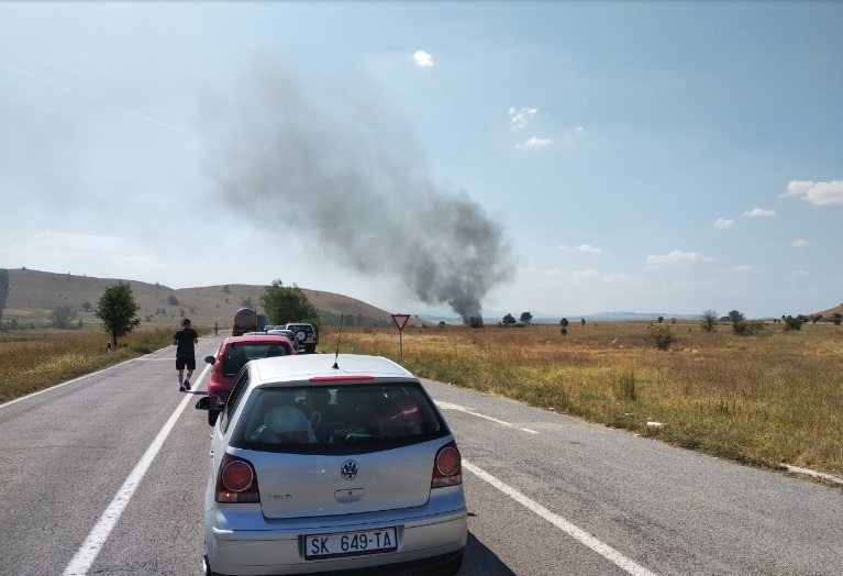 Еден загинат и петмина повредени во сообраќајката на патот Куманово – Крива Паланка (ВИДЕО)