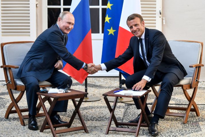 Макрон уверен во европската иднина на Русија по средбата со Путин