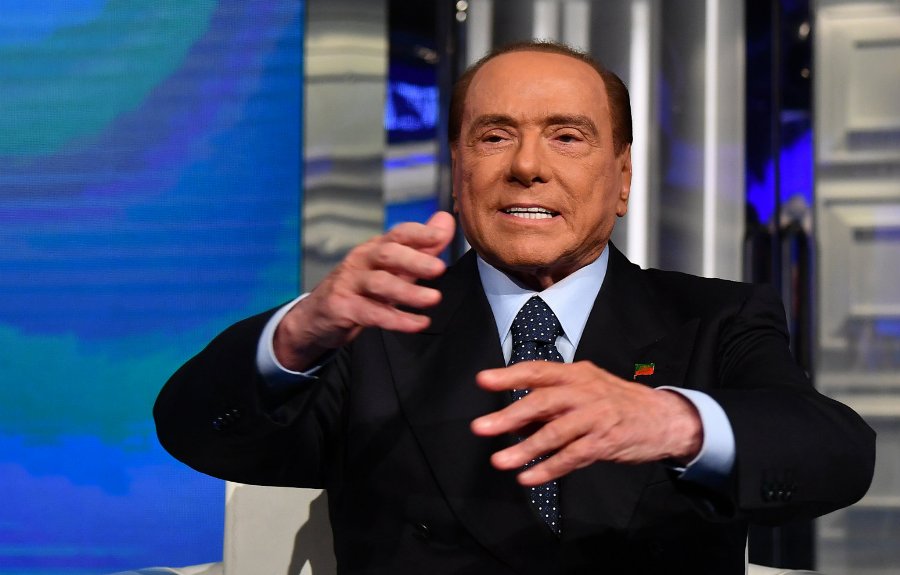 Нема веќе „бунга бунга“: Почина Силвио Берлускони
