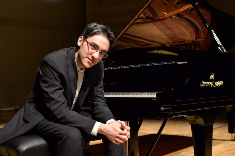 Концерт на пијанистот Александар Гаџиев на „Охридско лето“