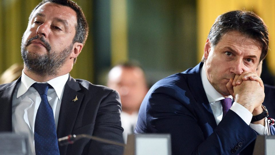 Поранешните „лути противници“ на чекор поблиску до нова влада во Италија