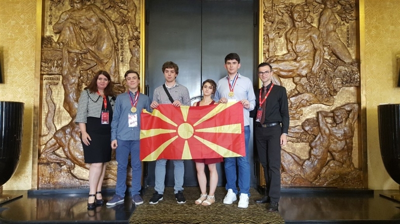 Бронза за македонски средношколци и во Париз и во Баку