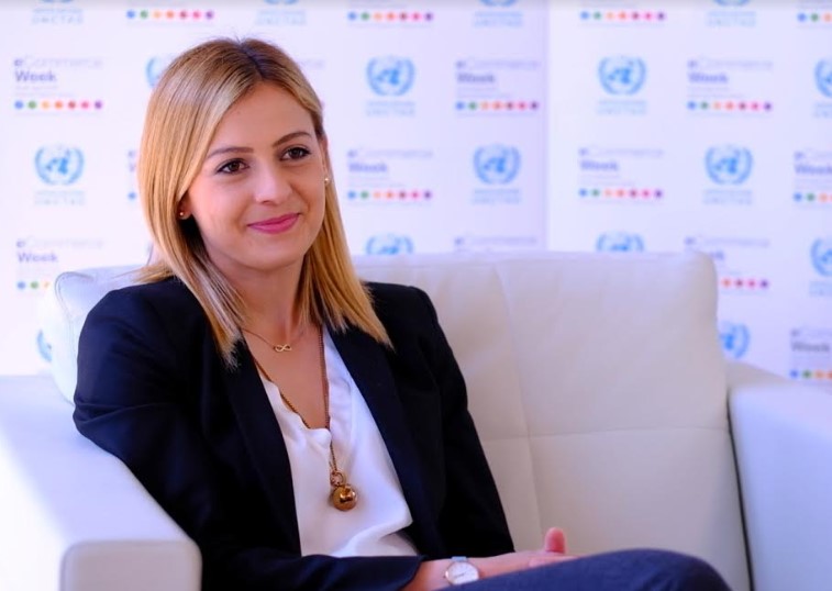 Амбасадор на „Е трговија“: Министерката Ангеловска ќе добие признание од ОН