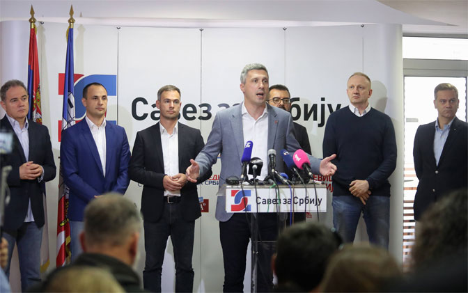 Бојкотирачите во Србија формираа движење