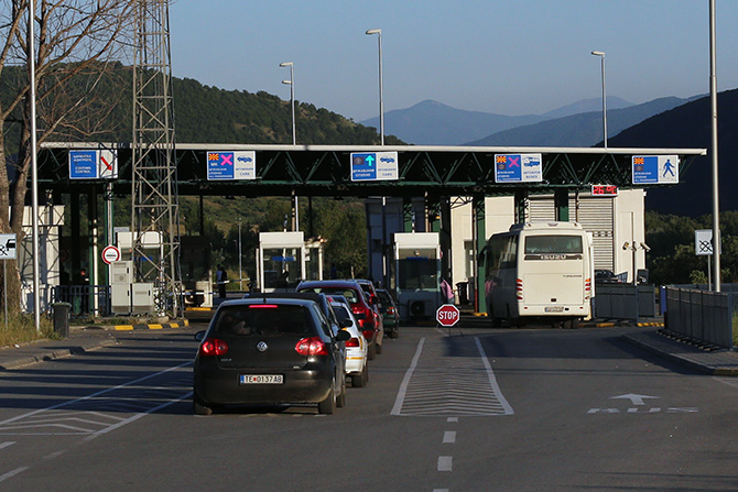 Укинати се  бариерите меѓу Македонија и Косово (ВИДЕО)