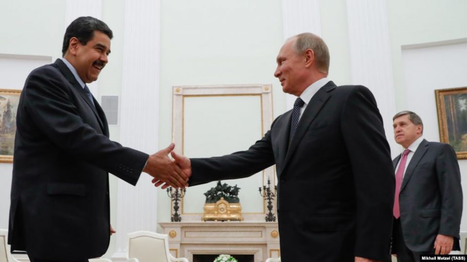 Путин и Мадуро се сретнаа во Москва