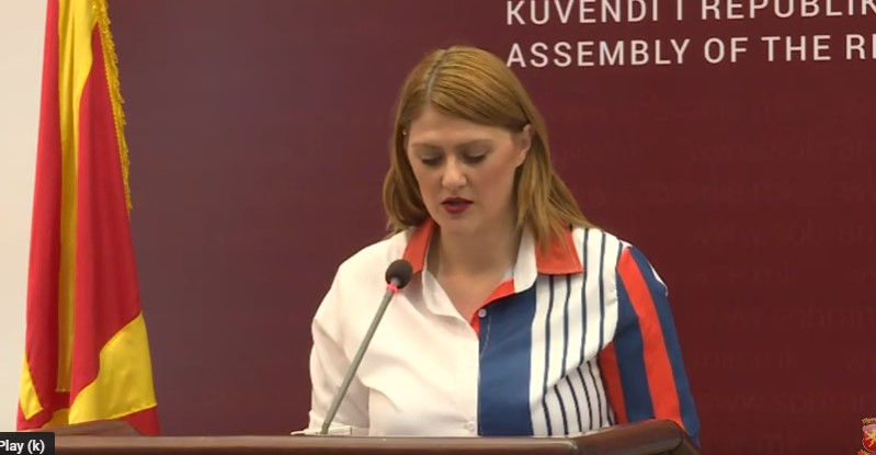 Стаменковска Стојкоски: Административците не добија покачување на платата од пет отсто