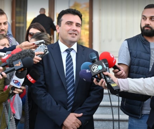 Премиерот во заминување Заев: Младите треба да ги предводат промените во своите земји