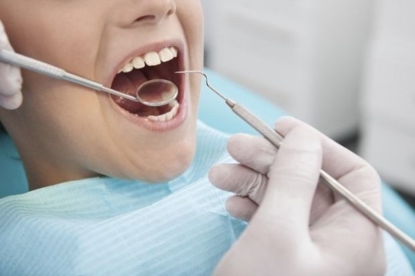 Приватните стоматолози бараат промена на финансискиот модел и укинување на матичен стоматолог