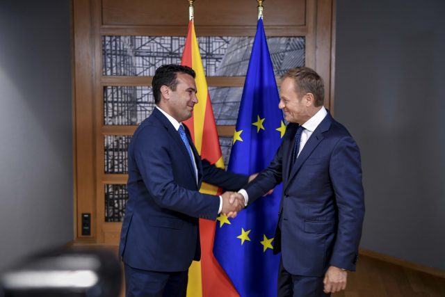 Заев – Туск: Северна Македонија ги исполни сите услови за преговори
