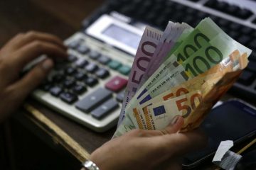 28 илјади граѓани во банките чуваат по над 30 илјади евра