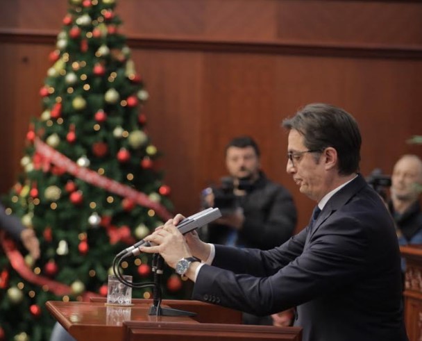 Следете во живо: Годишно обраќање на Пендаровски во законодавниот дом