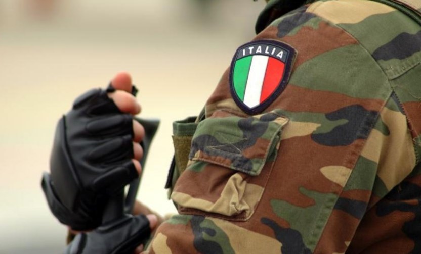 Во Италија уапсен Алжирец за помагање во терористичките напади во Париз