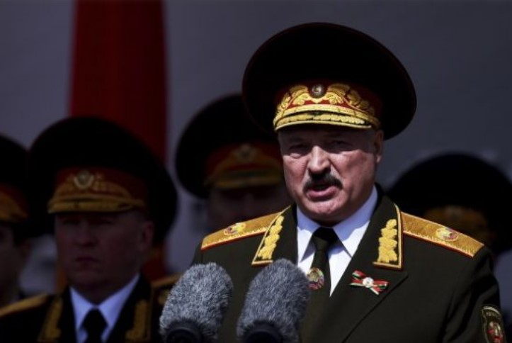 Лукашенко: Светската елита стави во џеб милијарди долари од короната