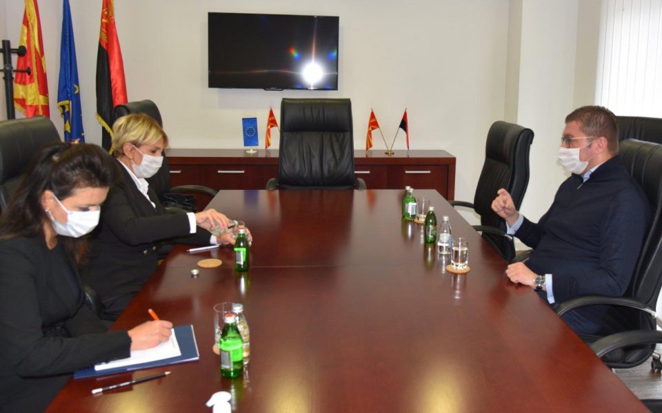 Мицкоски се сретна со хрватската амбасадорка во Македонија, Нивес Тигањ