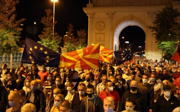 Вечерва протест на ВМРО ДПМНЕ против реваншизам и терор врз граѓаните и политичките неистомисленици