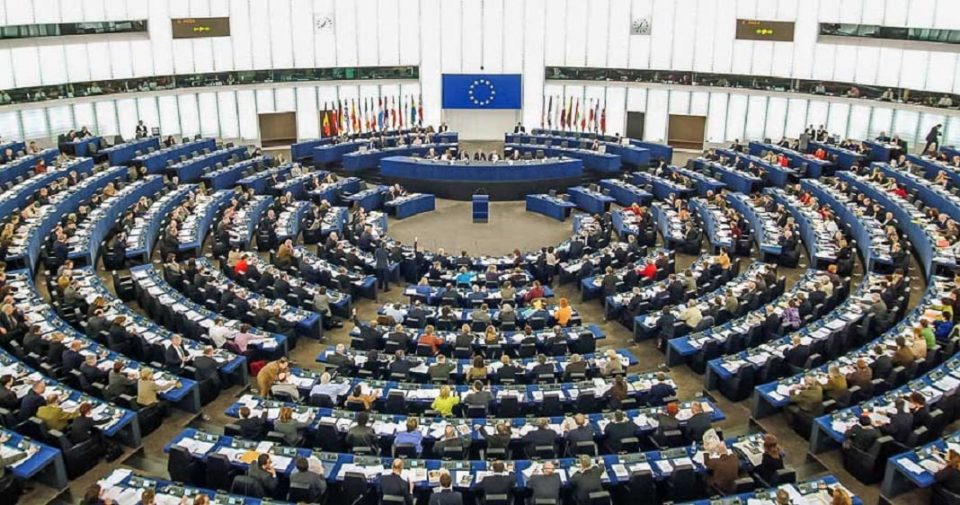 Парламентарната група Обнова на Европа: Бугарија да престане да ја блокира Македонија