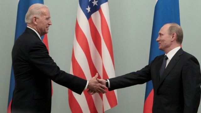 Путин му ја честита победата на Бајден