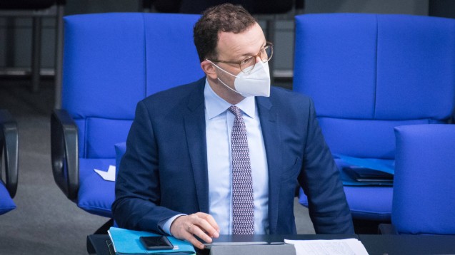 Германскиот министер за здравство Јенс Шпан бара карантин: Земјата е во тешка фаза