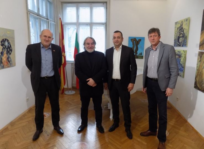 Бучковски во Македонскиот културен центар во Софија се сретна со истакнати културни дејци од Бугарија