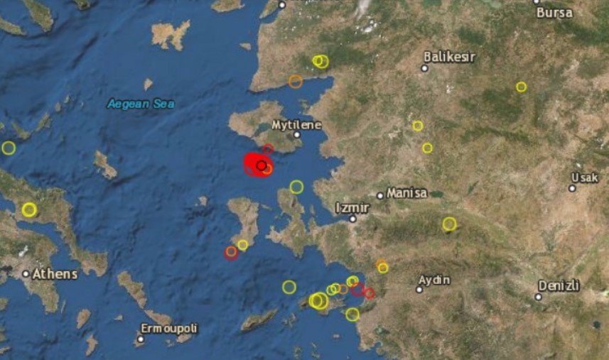 Три умерени земјотреси во рок од 15 минути го стресоа западниот брег на Турција