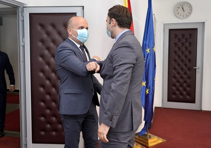 Османи на средба со европратеникот Илхан Кјучук, известител во Европскиот парламент за Македонија