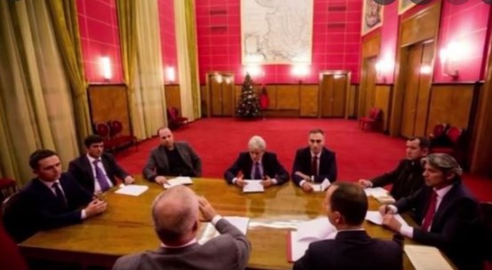 Исто како за тиранската платформа: Груби во Албанија го договара пописот во Македонија