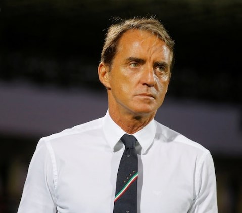 Манчини останува селектор на Италија уште пет години