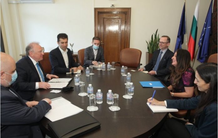 Американската амбасадорка во Бугарија разговараше со новите министри на надворешни работи и за економија