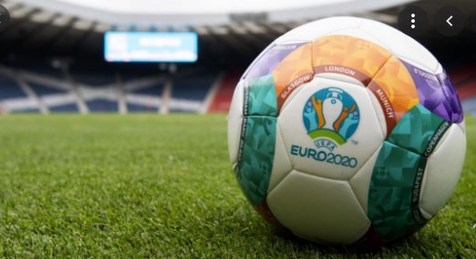 Започнува вистинскиот фудбал на ЕУРО