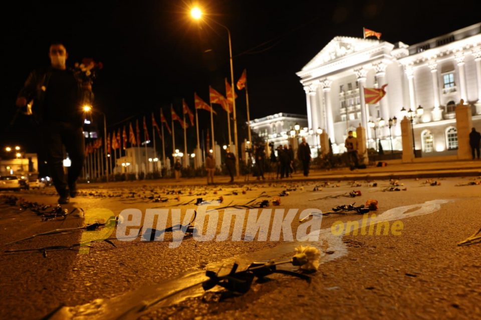 ВМРО-ДПМНЕ: 4 години Заев се 4 години украден живот – 5.300 починати, инфлација, политички агенди со образовни реформи и расподавање на Македонија