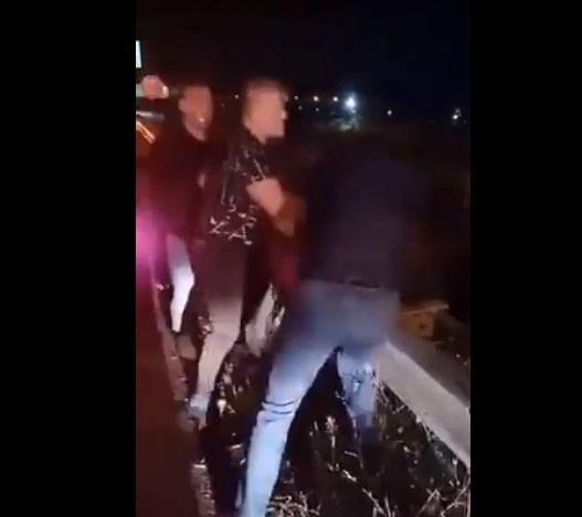 Активисти на ДУИ тепаат член на Алијанса во Гостивар (ВИДЕО)