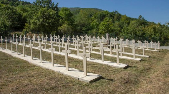 И бугарските воени гробишта стануваат проблем!