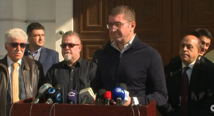 Мицкоски подава рака за обединување на севкупната опозиција за соборување на Заев: Секоја разлика меѓу нас е помала од желбата за промена на власта
