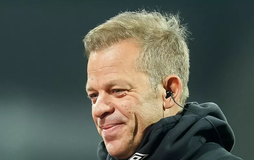 Бундеслигашки тренер мораше да си даде отказ откако беше фатен со лажен ковид сетрификат