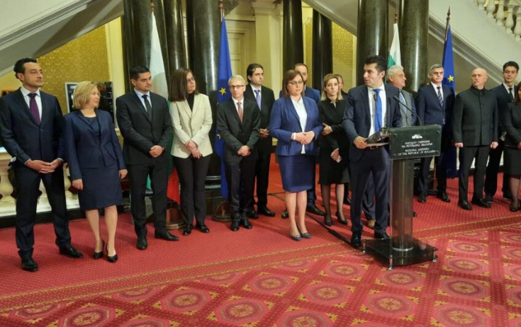 Ниту новиот „хардварски“ премиер на Бугарија не дава датум за владата на Заев