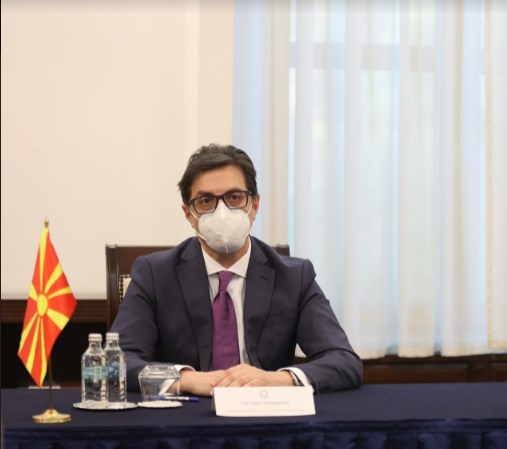 Пендаровски: Tреба да се преиспита и работата и имињата на здруженијата кои ги иритираат Македонците